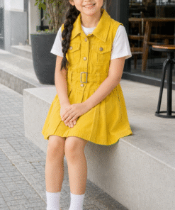 Váy Kaki Sát Nách Cho Bé Gái Dáng Vest Xếp Ly Phối Đai Lưng Màu Vàng Rực Rỡ - ảnh 6
